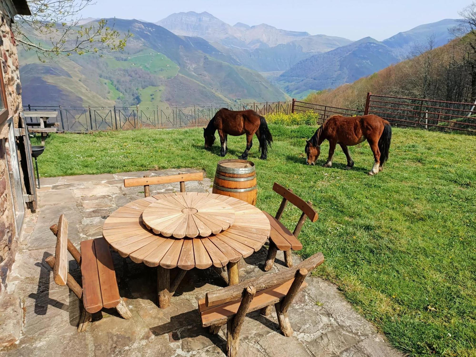 La Cabana Mirador De Los Valles Pasiegos Vega de Pas Kültér fotó